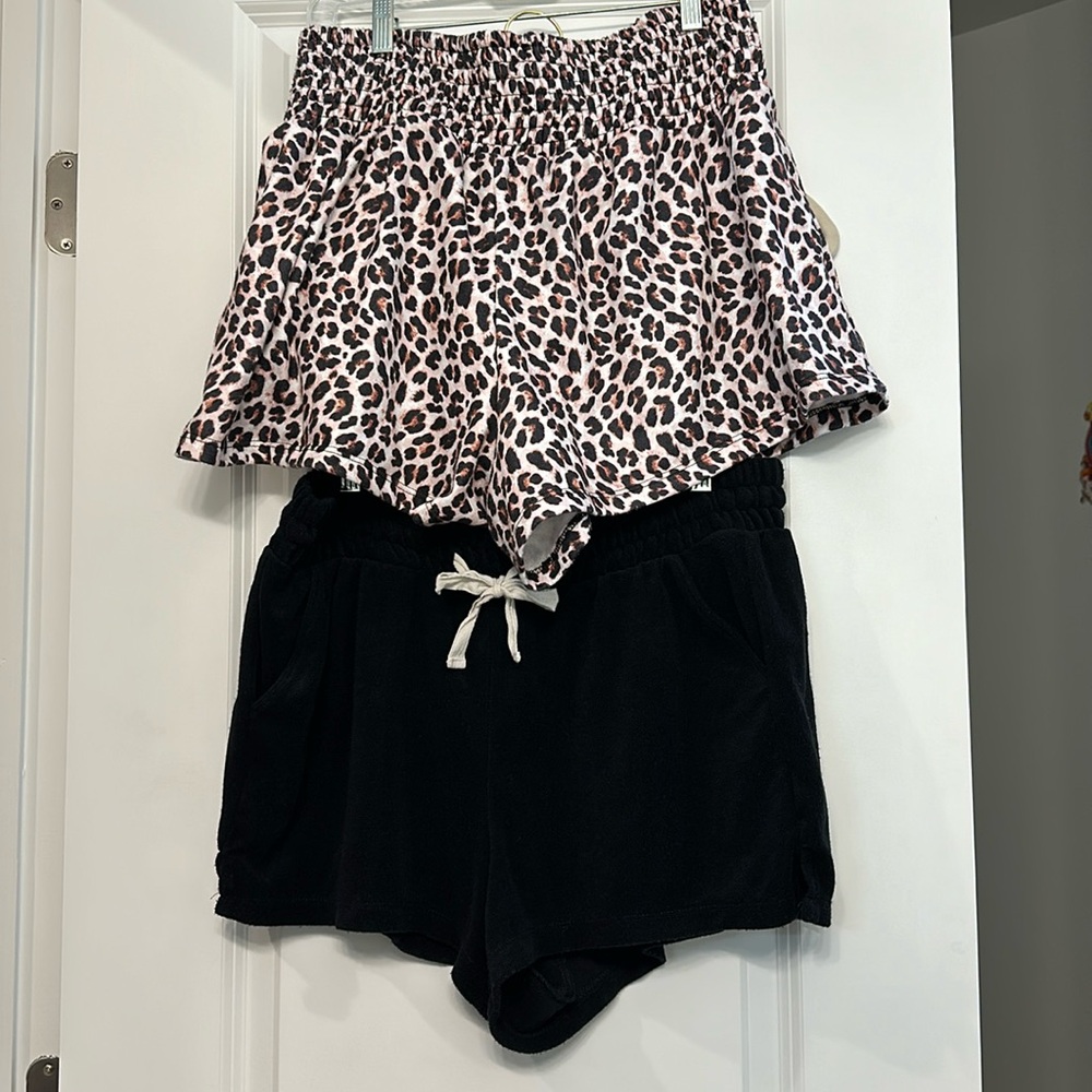 TORRID (2 Set) Terry Cloth Beach Short 1X